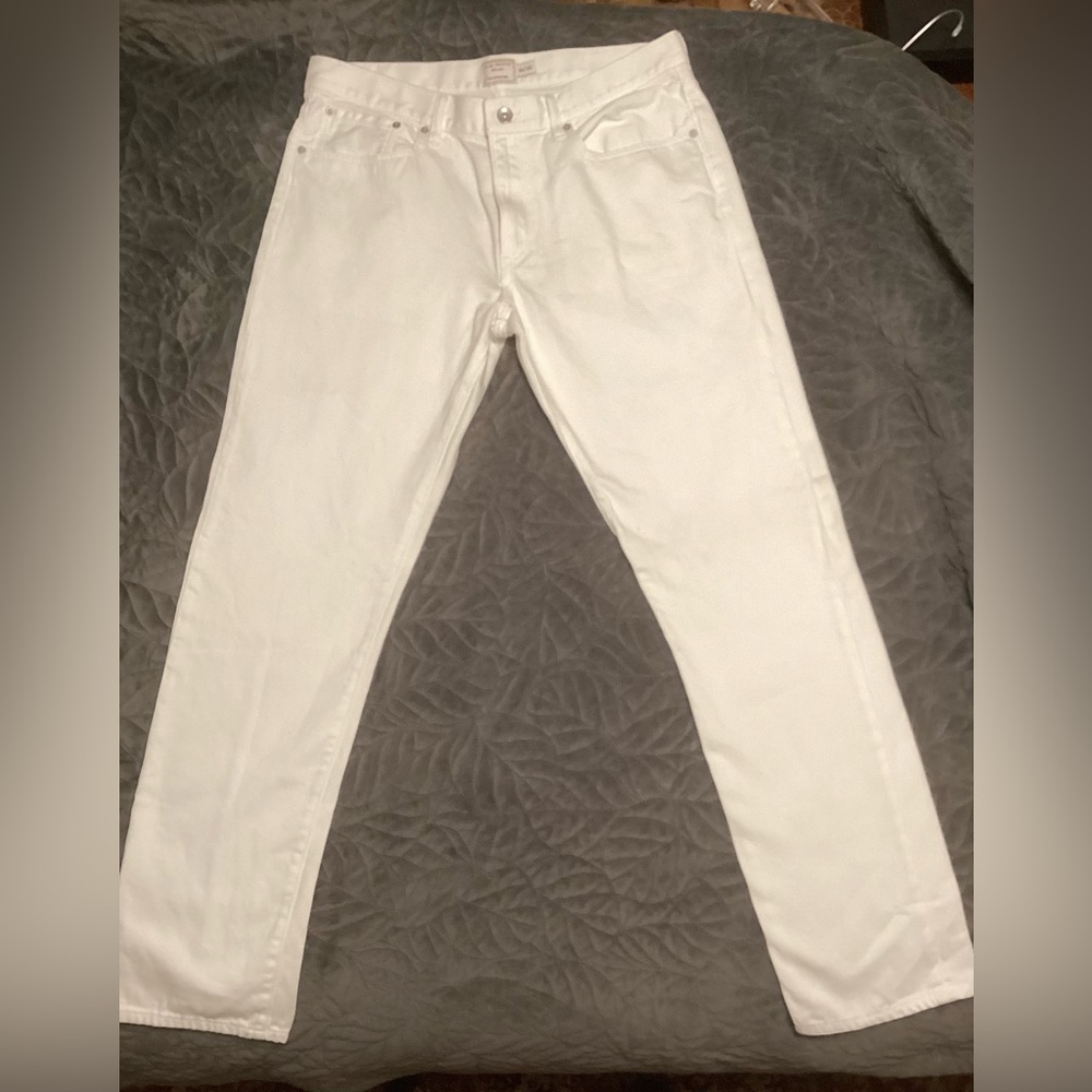 Off white Club Monaco men’s jeans